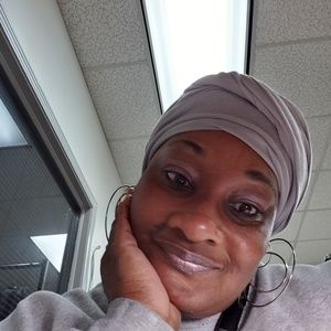 Meet your Posher, Traci